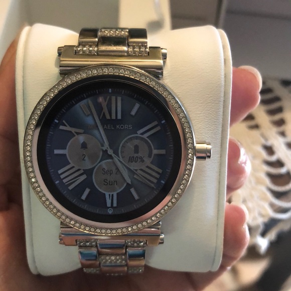 michael kors sofie smartwatch straps